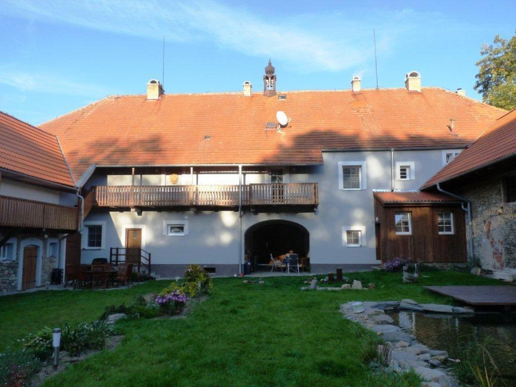 Statek Kloubek Apartment